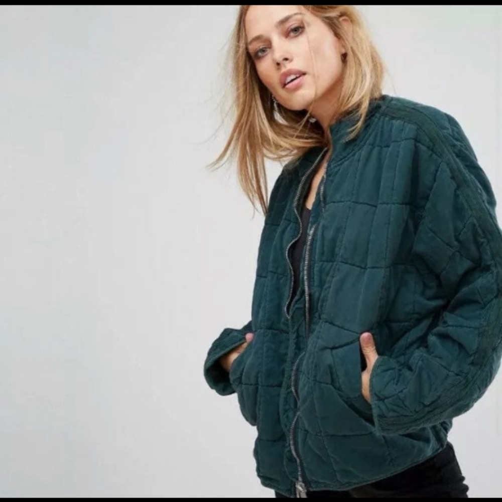 Free People Dolman Quilted Jacket - rare Evergreen color